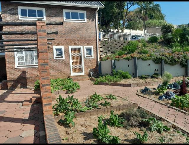 7 BEDROOM HOUSE FOR SALE IN MOTALABAD